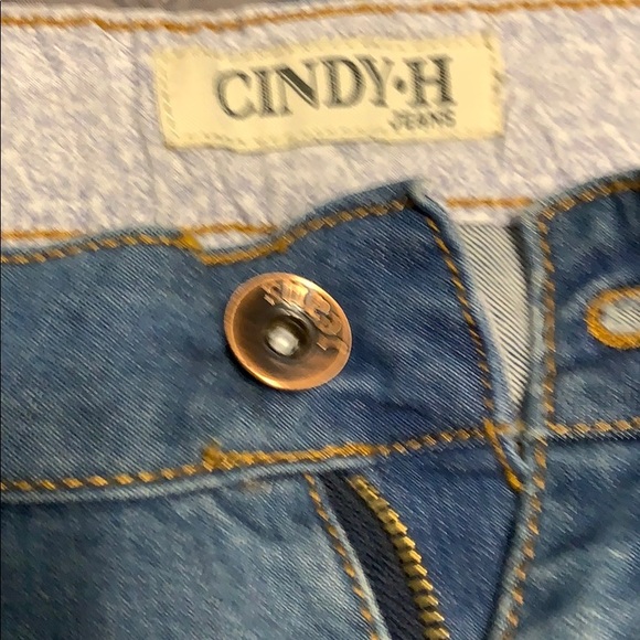 Boho Style Cut-off Denim Shorts - Picture 4 of 5